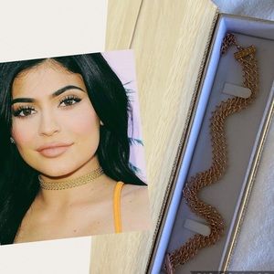 Lili Claspe Lana Choker